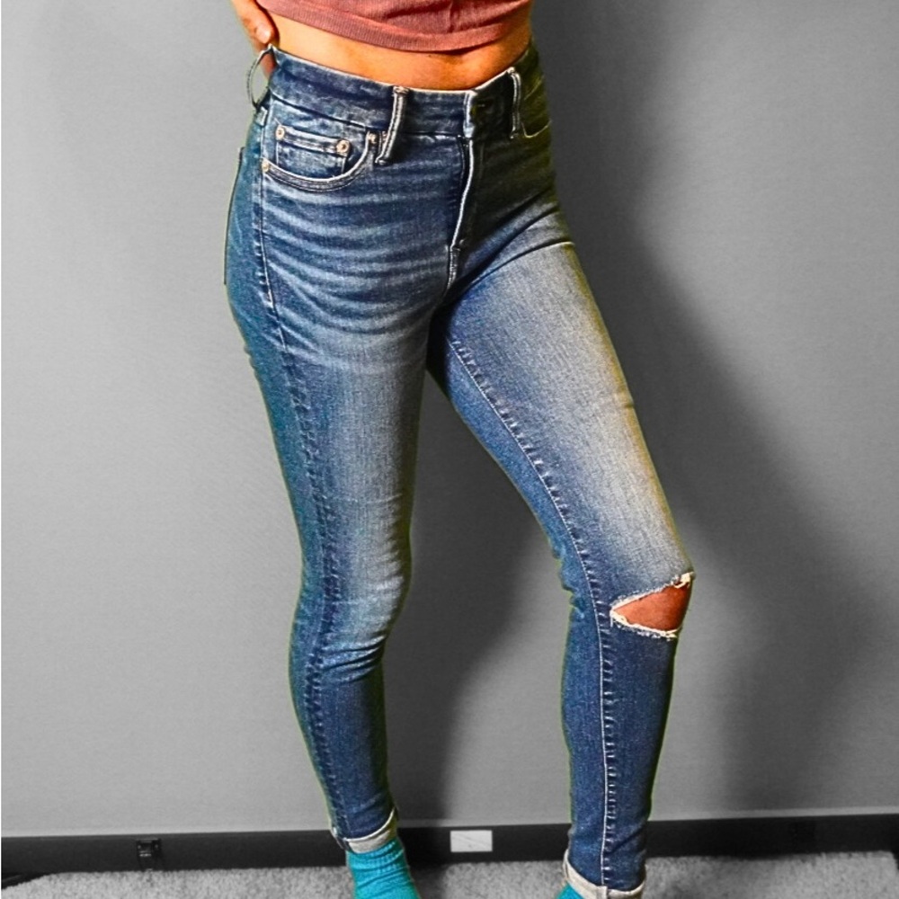 American Eagle Outfitters Dark Blue Skinny Jeans